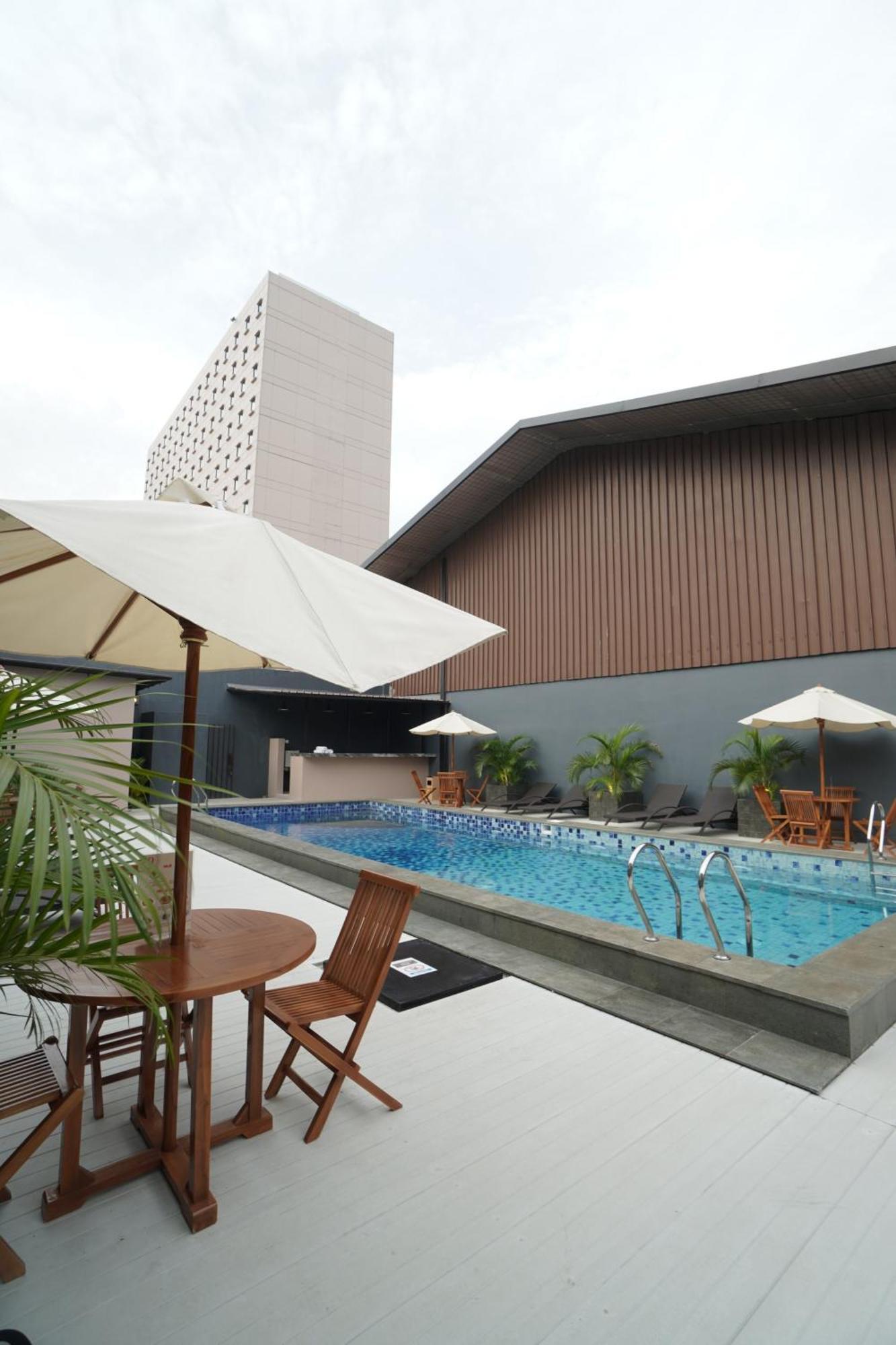 Swiss-Belinn Cawang Джакарта Екстер'єр фото