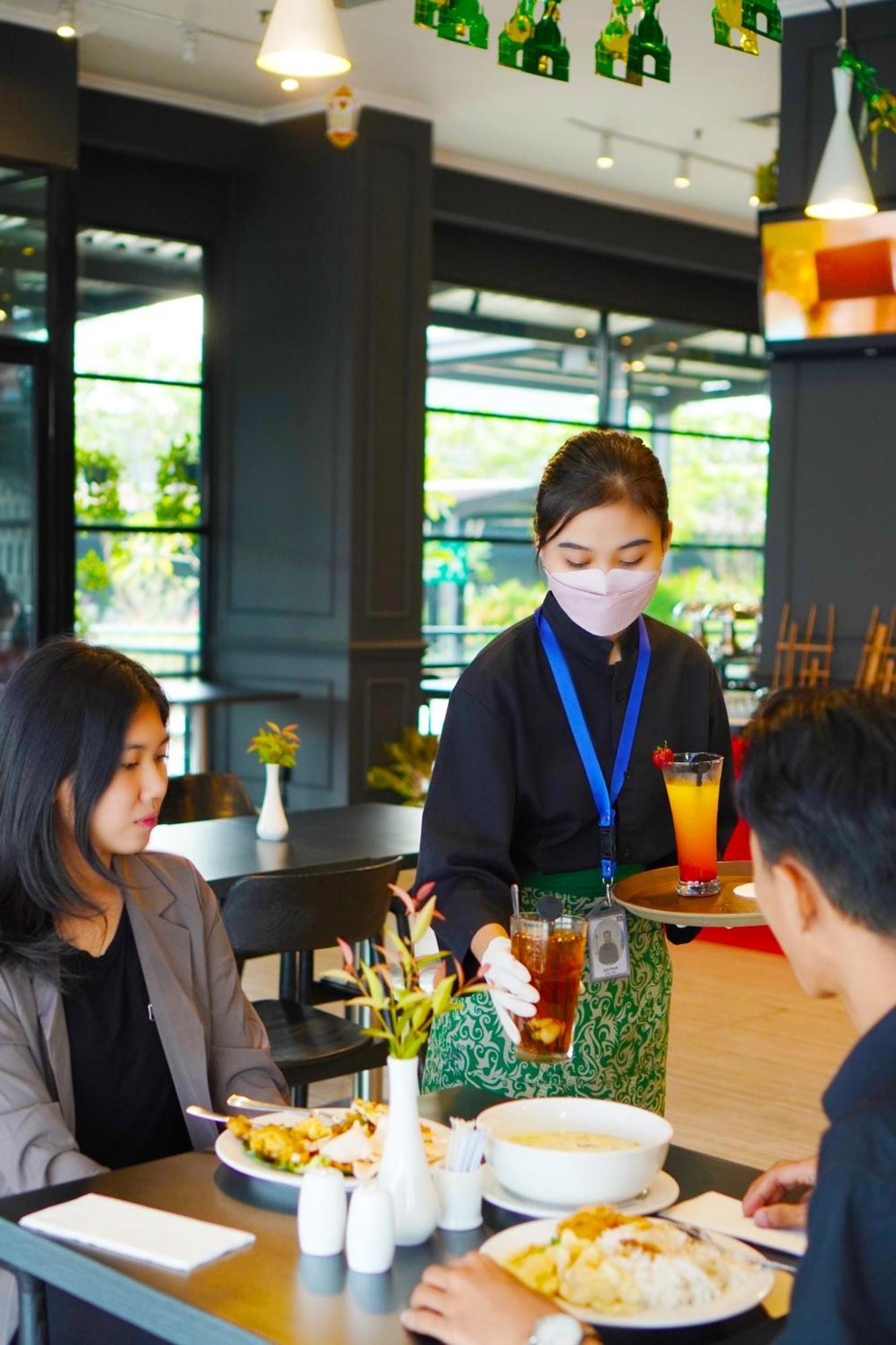 Swiss-Belinn Cawang Джакарта Екстер'єр фото