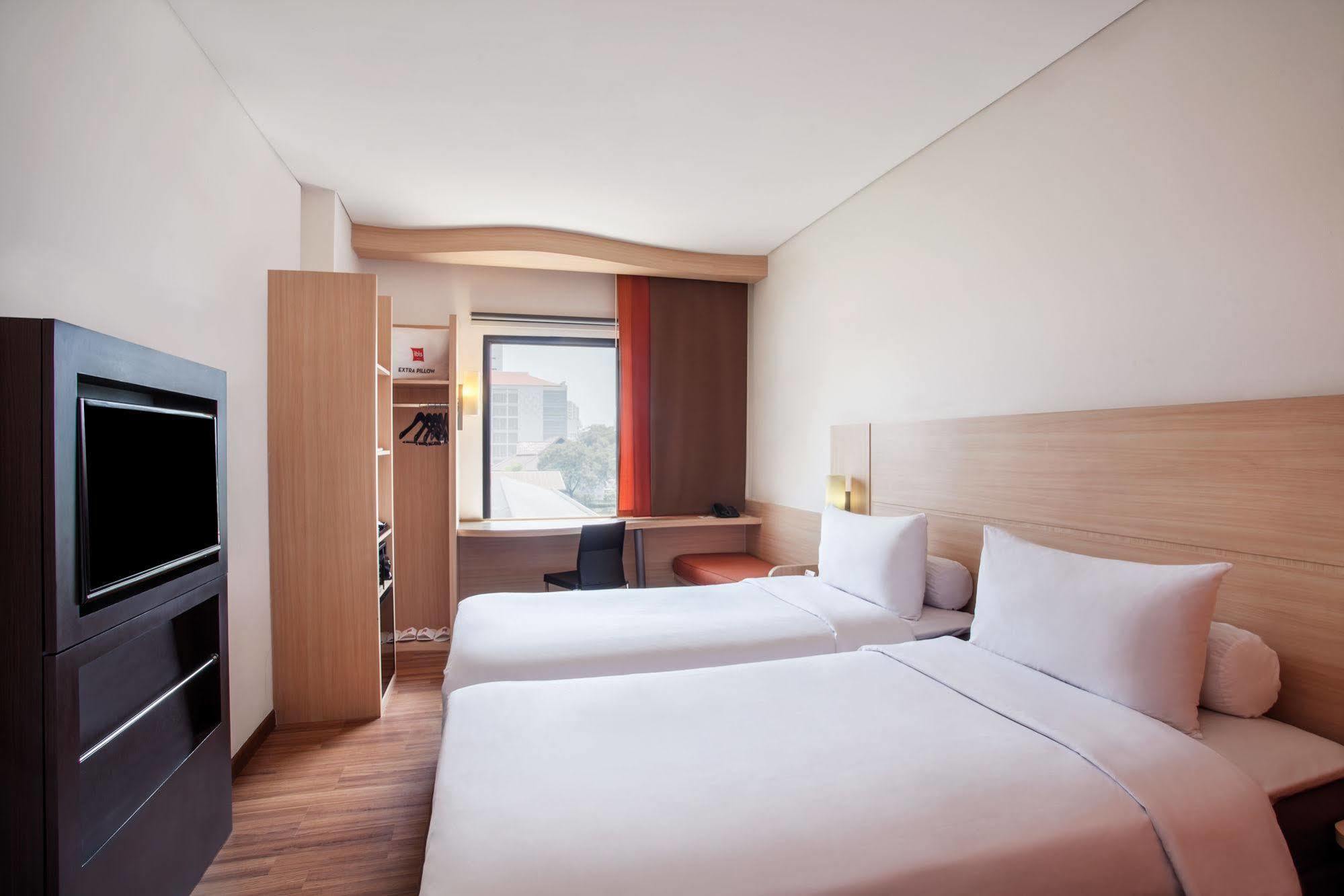 Swiss-Belinn Cawang Джакарта Екстер'єр фото