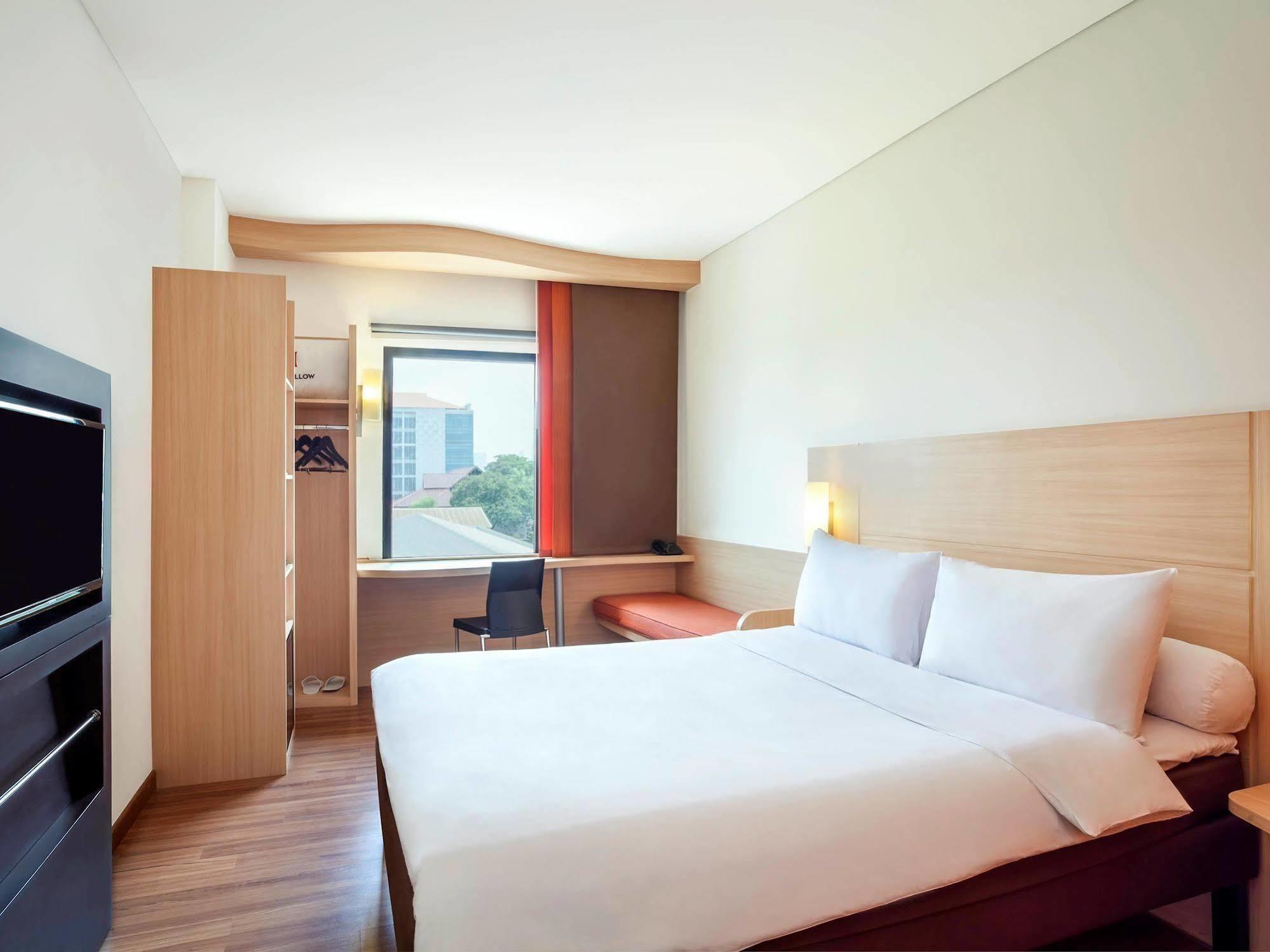 Swiss-Belinn Cawang Джакарта Екстер'єр фото